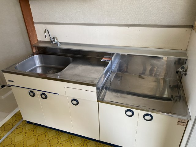 石津アパートのキッチン|キッチンでお料理をお楽しみください