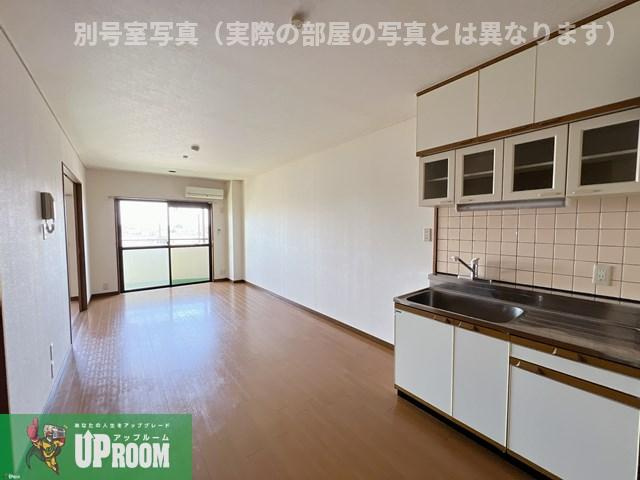 アドヴァンスの居間・リビング