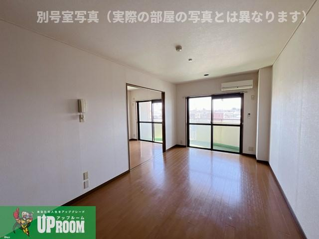 アドヴァンスの内装