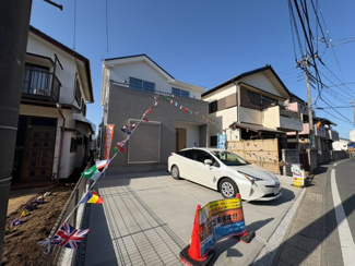 【前面道路含む現地写真】