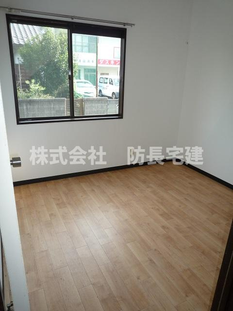 ボーンメイゾンAの洋室|使い勝手のいい洋室です