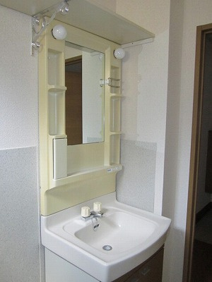 エクセルの洗面所|同タイプの別部屋です。
