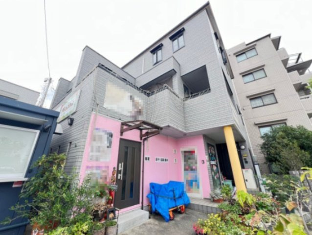 刈谷市半城土貸店舗の外観