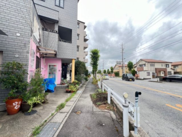 刈谷市半城土貸店舗の周辺