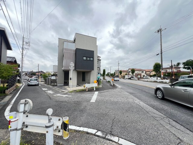 刈谷市半城土貸店舗の周辺