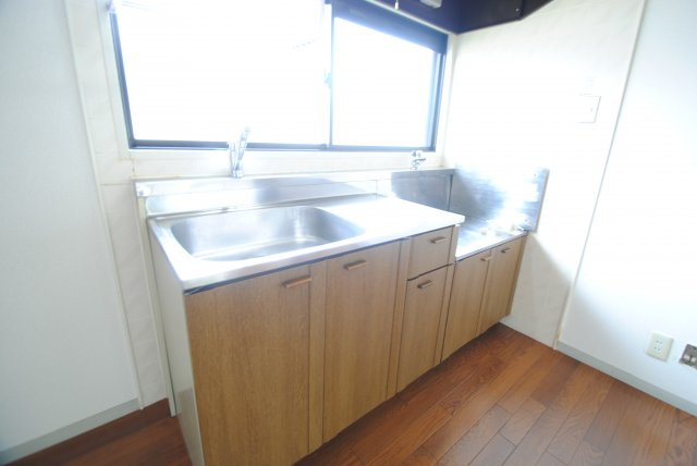 アーバンライフ津福のキッチン
