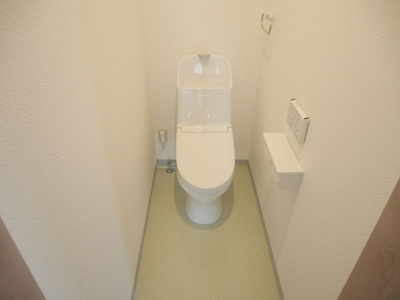 【トイレ】 | クロランサス箱崎 | 別号室の写真になります。現況優先。