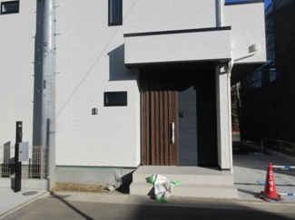 【外観】 | 玄関