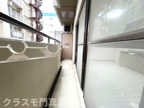 サムティ新大阪WESTのバルコニー