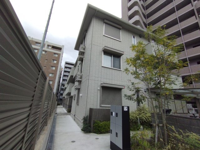 EL・SERENO江坂EAST