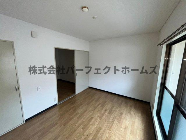 川原ビルの寝室|落ち着いて過ごせるお部屋なので、寝室にいかがでしょうか