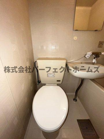 川原ビルのトイレ|ゆったりとした空間のトイレです