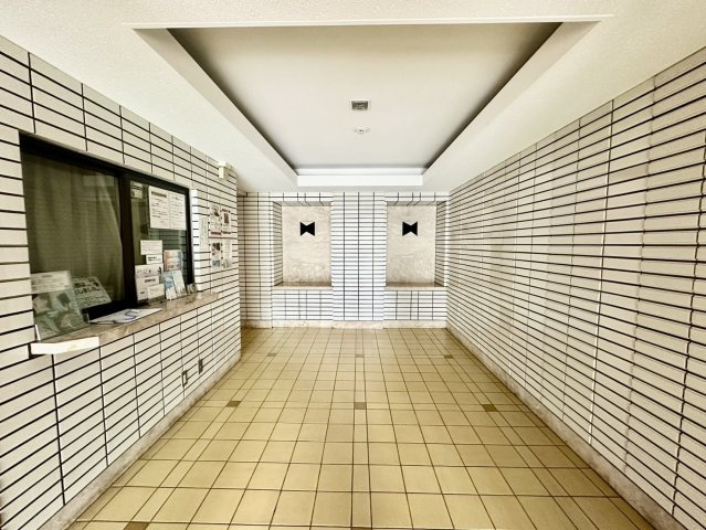 ライオンズマンション小田原のエントランス