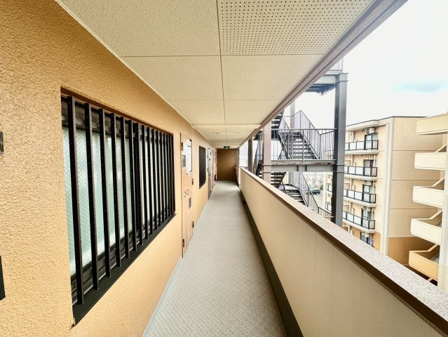 ライオンズマンション小田原のその他共用部分|住戸階廊下