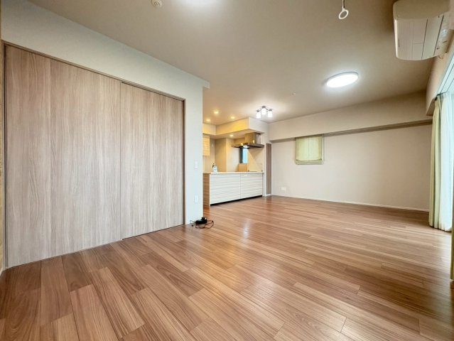 【居間・リビング】