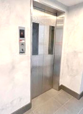 【ロビー】 | サン田端 | エレベーター完備で移動もらくらく♪