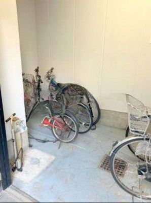 【駐車場】 | サン田端 | 敷地内に自転車置き場があります(^^)/