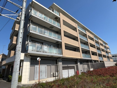 【現況写真】 | センチュリー古淵 | 景色重視でお家選ぶをするとスーパーが遠い！学校が遠い！など生活をするうえで利便性で困ることもあります。まず一度現地を見学する際に、周辺の施設などがあるかを確認し、暮らし始めた後のことを想像しましょう。