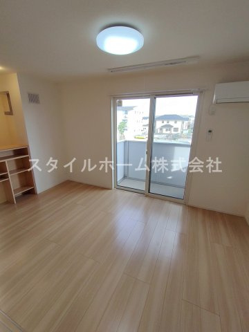 Ｒｅｉｗａ　Ｈoｕｓｅの居間・リビング