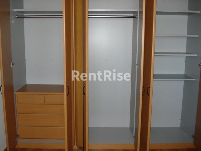 グランディアⅡ|クローゼット（北洋間）(イメージ)