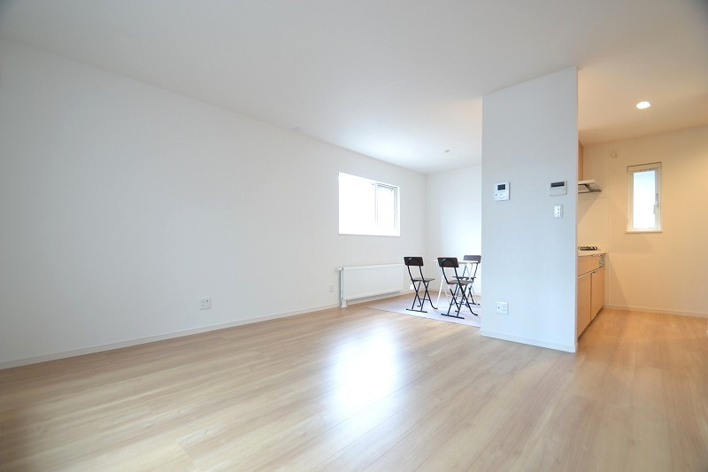 新琴似10条4丁目　1号棟の居間・リビング