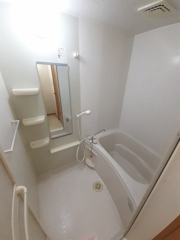 ドゥファミリーの浴室|きれいなお風呂です♪