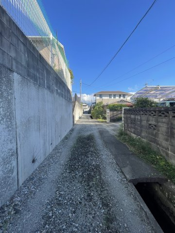 糸島 波多江駅南1丁目 土地の周辺|敷地前の通路