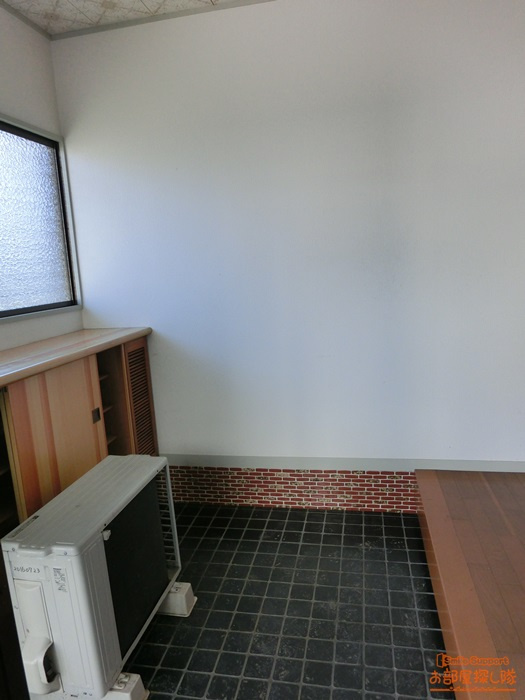 久留米市津福本町の一戸建ての玄関