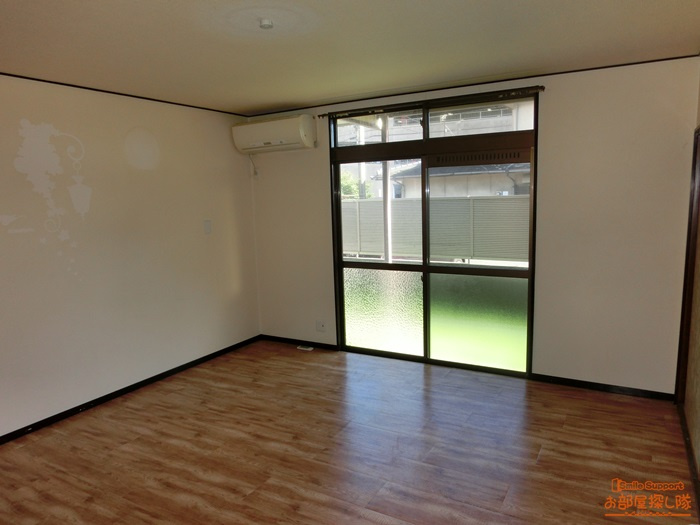 久留米市津福本町の一戸建ての洋室