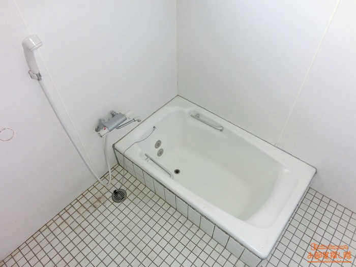 久留米市津福本町の一戸建ての浴室