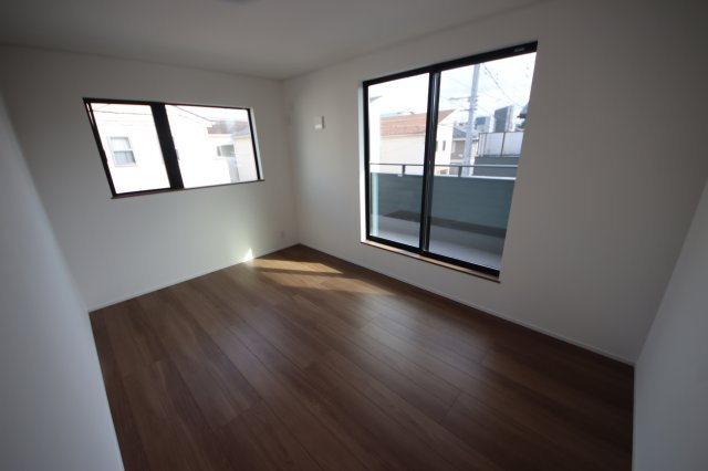 【洋室】 | 《仲介手数料無料》南区大字広ヶ谷戸557-9(R号棟)新築一戸建 | 撮影日 3025年6月2日 16:00 晴れ