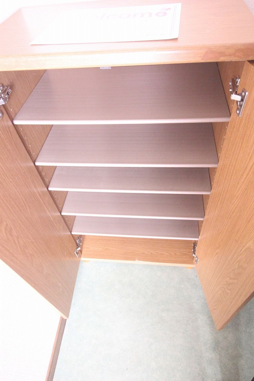 下野市小金井のアパートの収納