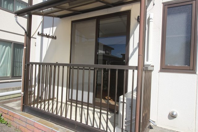 下野市小金井のアパートのバルコニー|洗濯ものも干せます