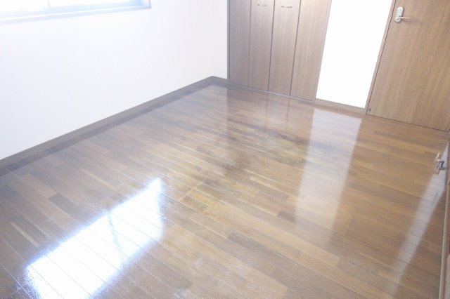 下野市小金井のアパートの洋室|北側洋室