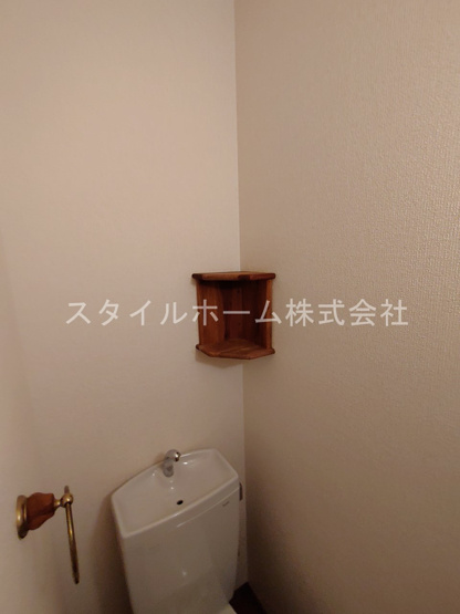 【トイレ】 | セザンヌ福江 | 別部屋写真です。