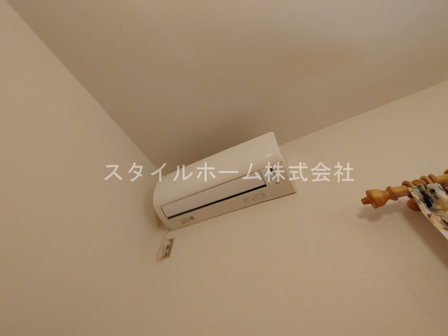 【設備】 | セザンヌ福江 | 別部屋写真です。