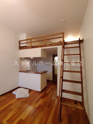 【内装】 | セザンヌ福江 | 別部屋写真です。