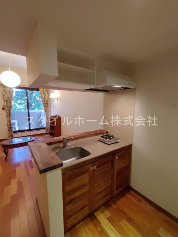 【キッチン】 | セザンヌ福江 | 別部屋写真です。