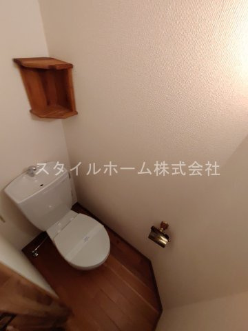 【トイレ】 | セザンヌ福江 | 別部屋写真です。