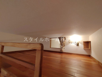 【内装】 | セザンヌ福江 | 別部屋写真です。