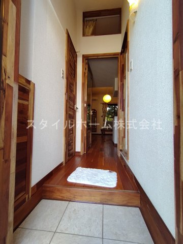 【玄関】 | セザンヌ福江 | 別部屋写真です。