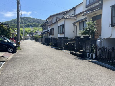 【前面道路含む現地写真】 | 中古一戸建　高知市瀬戸2丁目