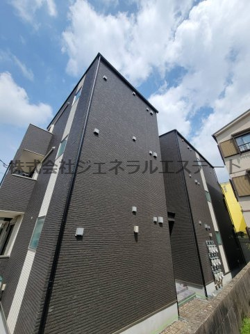 ジーメゾン寝屋川秦町アリビオの外観