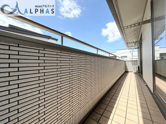 【バルコニー】 | 加古川市尾上町安田　築浅一戸建て | 広々南向きバルコニーにつき採光・通風良好です♪