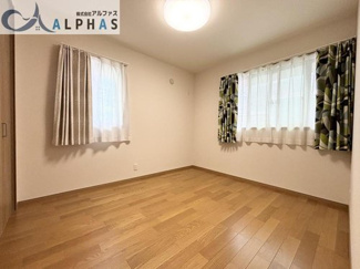 【洋室】 | 加古川市尾上町安田　築浅一戸建て | スッキリと飽きの来ないシンプルな洋室♪