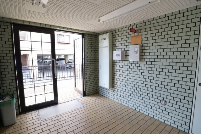 イマキタハイツ59のエントランス