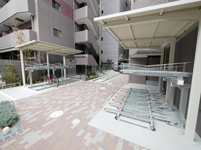 La Douceur梅田Eastの駐車場