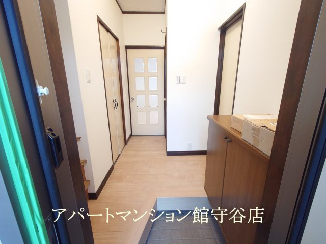 ハイツデュエットの玄関