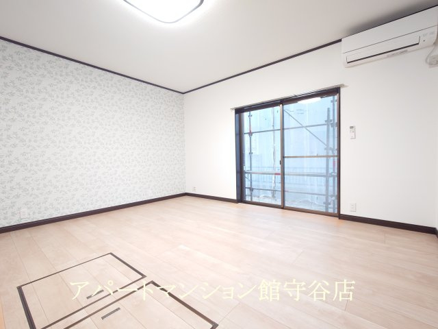 ハイツデュエットの洋室