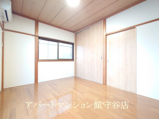 ハイツデュエットの洋室